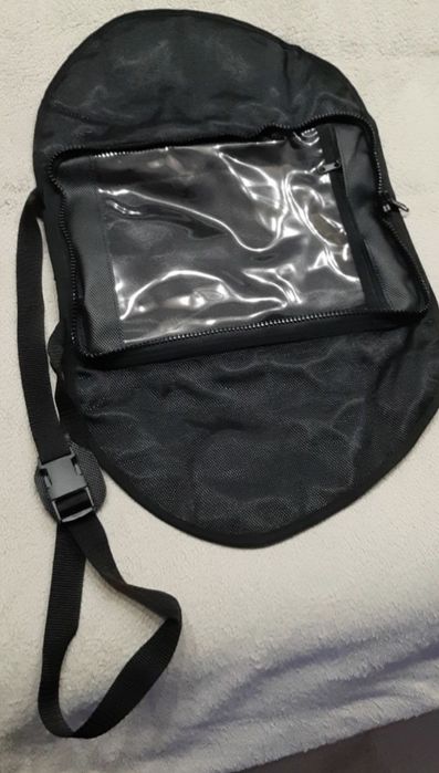 Geanta moto pe  rezervor