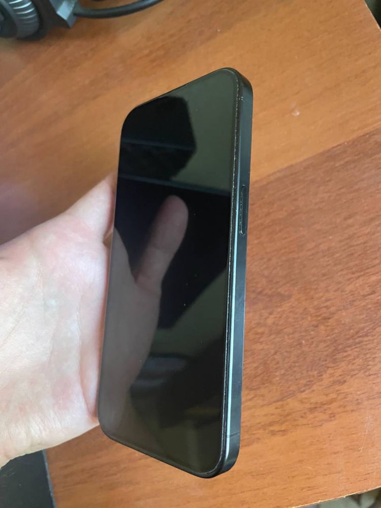 Обменяю iPhone 15 Pro на Samsung Galaxy Tab S9+