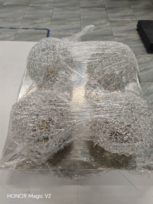 Таванна Лампа 4 топки.