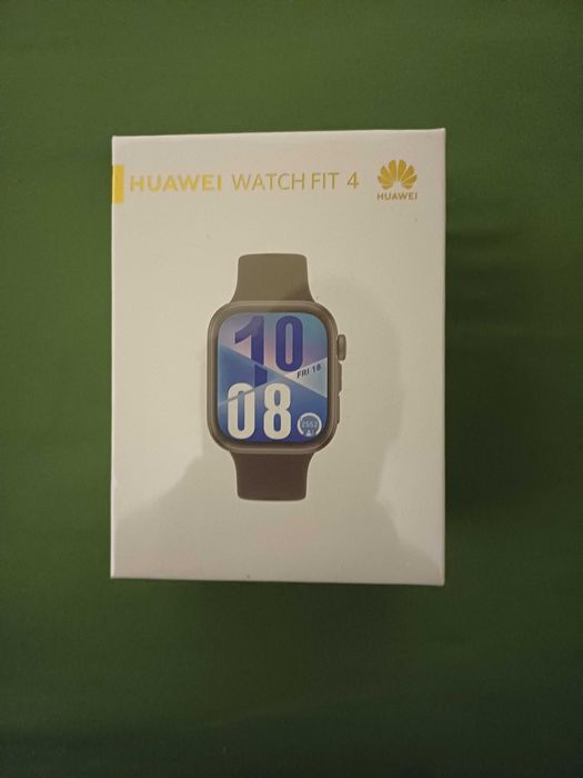 Часовник Huawei watch fit 4