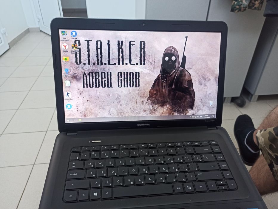 Продам ноутбук работает всё