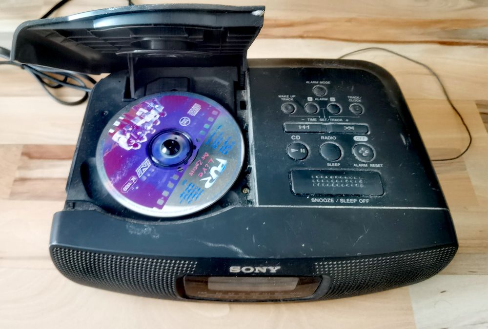 Radio CD player Sony ICF-CD820