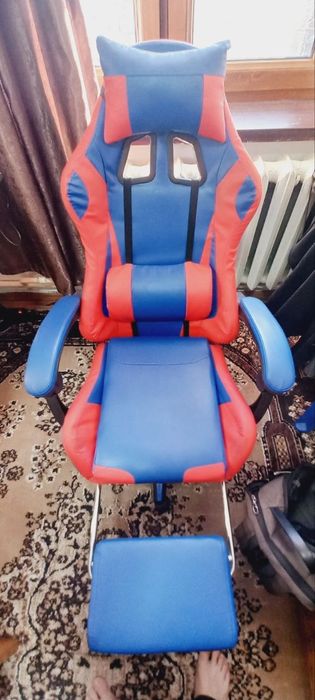 Игровое геймерское кресло