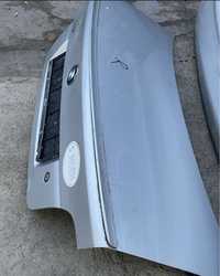 Крышка багажника Bmw e39 серебристого цвета