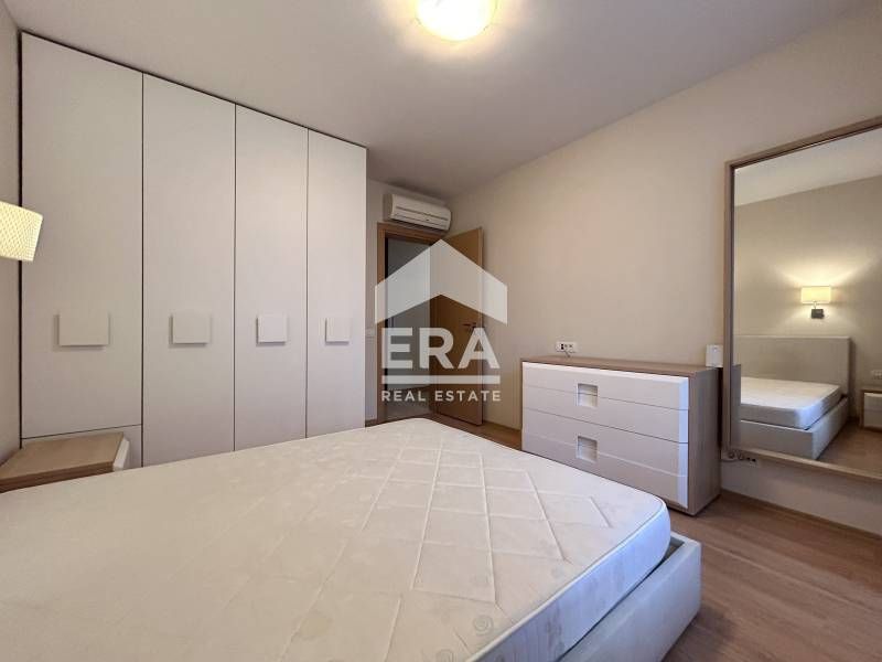 Дава се под наем Тристаен апартамент в София, Лозенец - 100 кв.м за 1500 € - Снимка #4