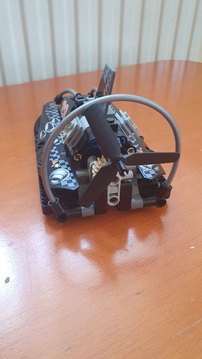 LEGO Technic Hovercraft set 2 in 1