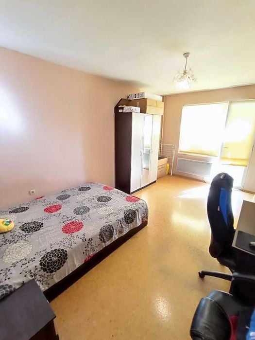 Продава се Тристаен апартамент в София, Стрелбище - 85 кв.м за 2065 €/кв.м - Снимка #2