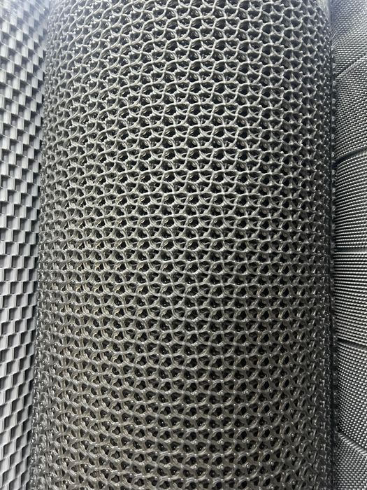 Коврик в рулоне от 30 см для бассейна и прихожки