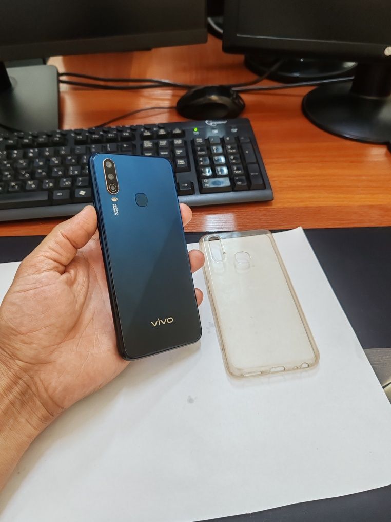 Vivo Y17 8/256gb(2024)ideal ochilmagan usta kurmagan aybi yuq