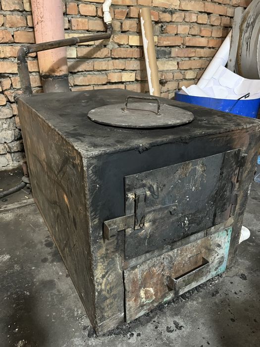 Печь на угле, пеш комырмен