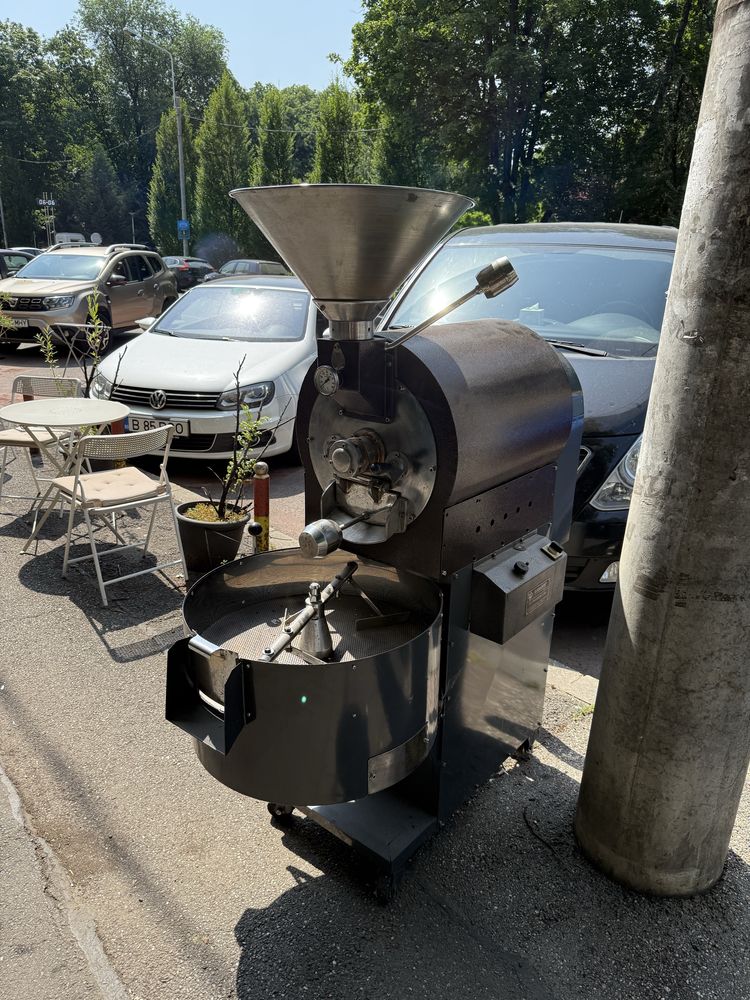 Prajitor de cafea GARANTI