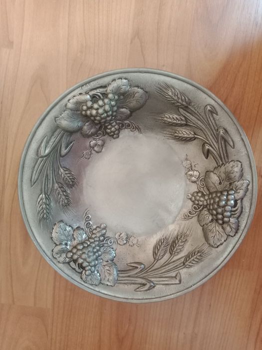 Obiecte ornamentale artizanale din zinc