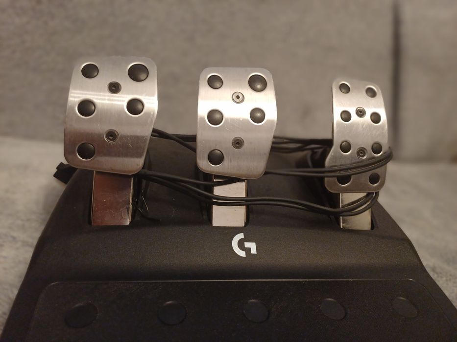 Set Volan Logitech G923 + Shifter + Pedale – Compatibil PS5 / PS4 / PC