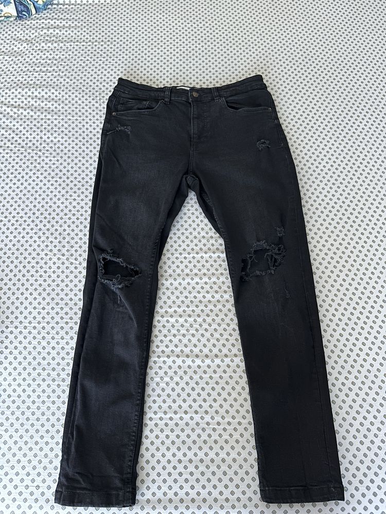 Blugi simpli bershka