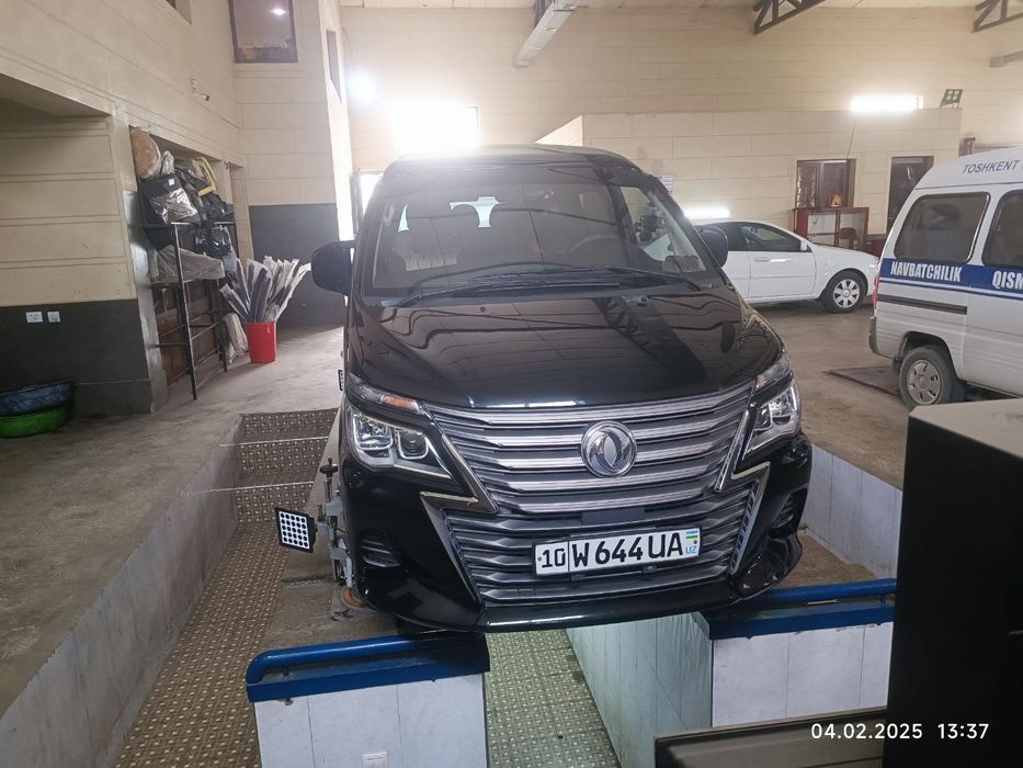 Dongfeng mikroavtobus Sotiladi