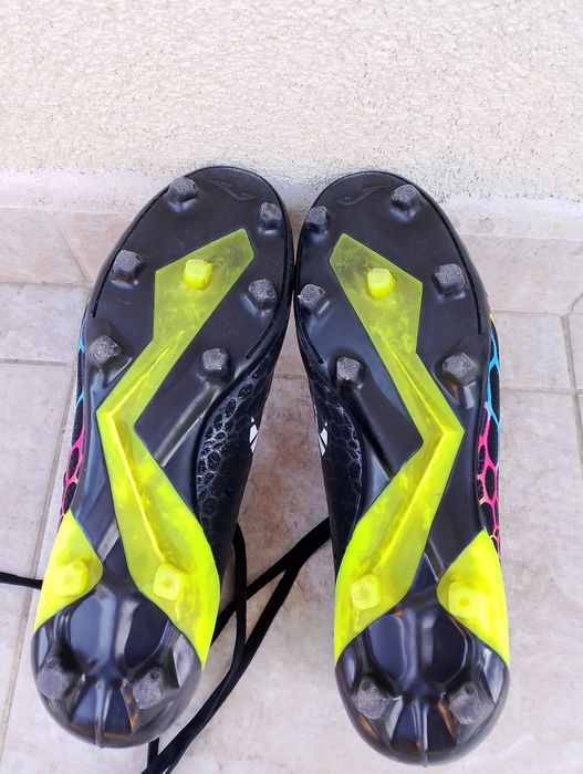 Vând ghete de fotbal Joma, mărimea 39