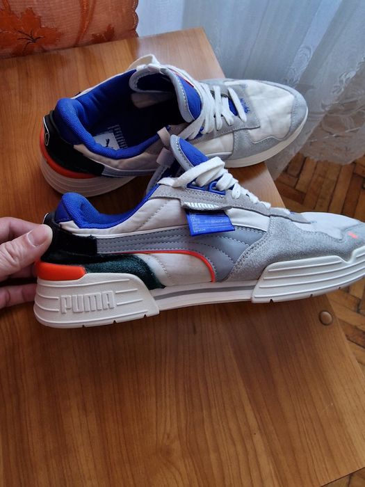 Adidasi PUMA model unic