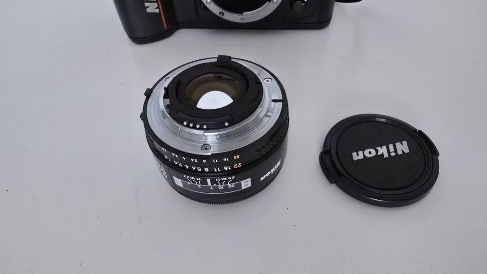 Nikon AF N4004 obiectiv Nikkor 50mm 1.8