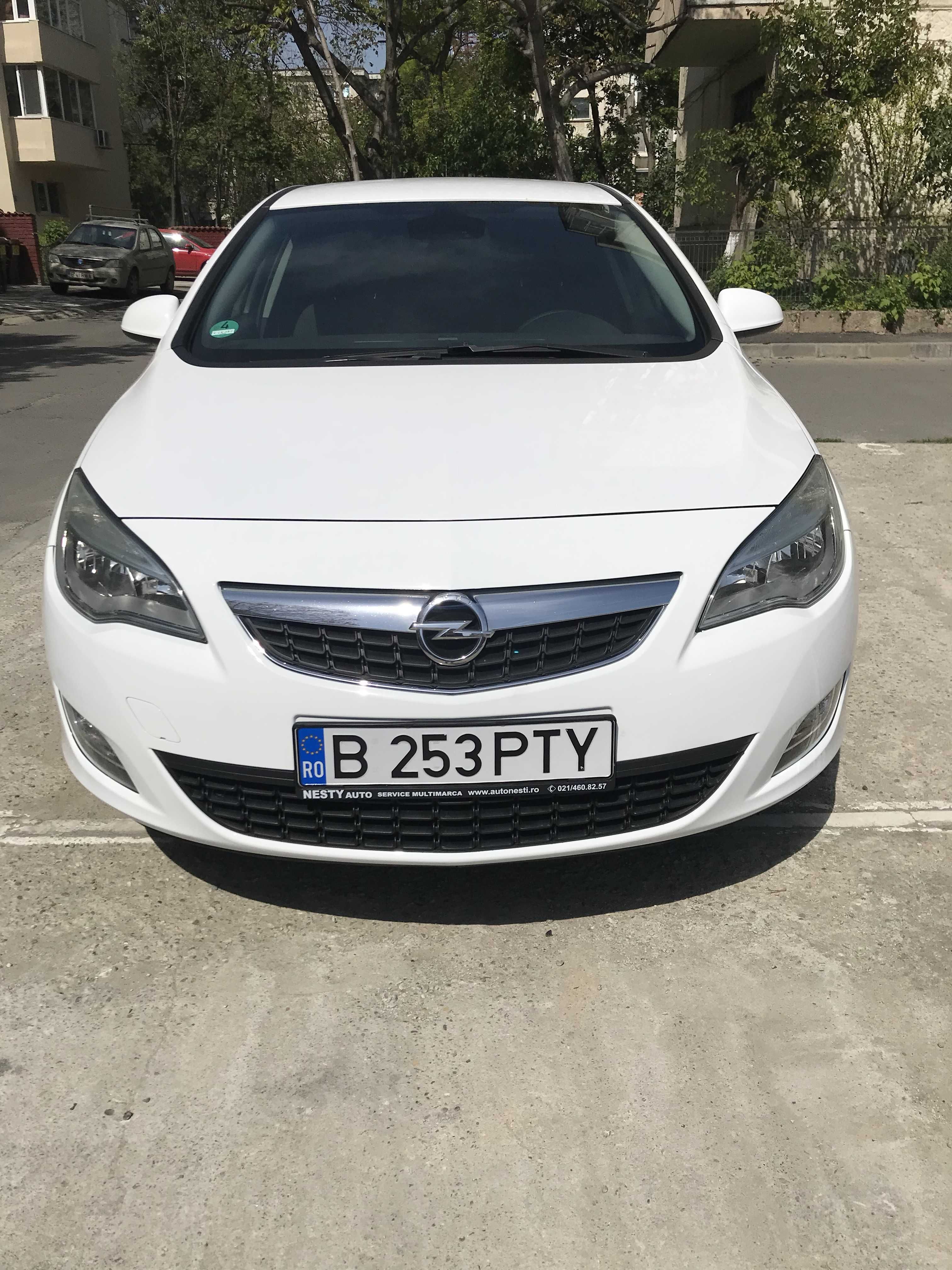 Opel Astra J - 2010 - 1.7 , 110