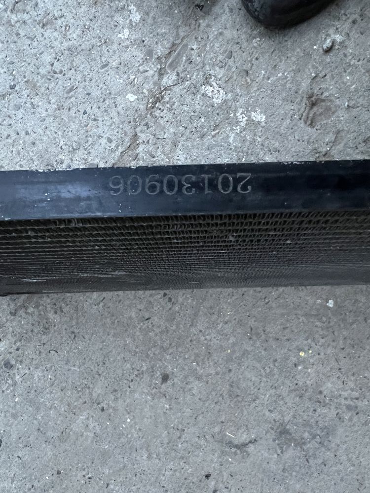 Radiator/Radiatoare Apa/Ac  Volvo/C70/V70/XC70/S70