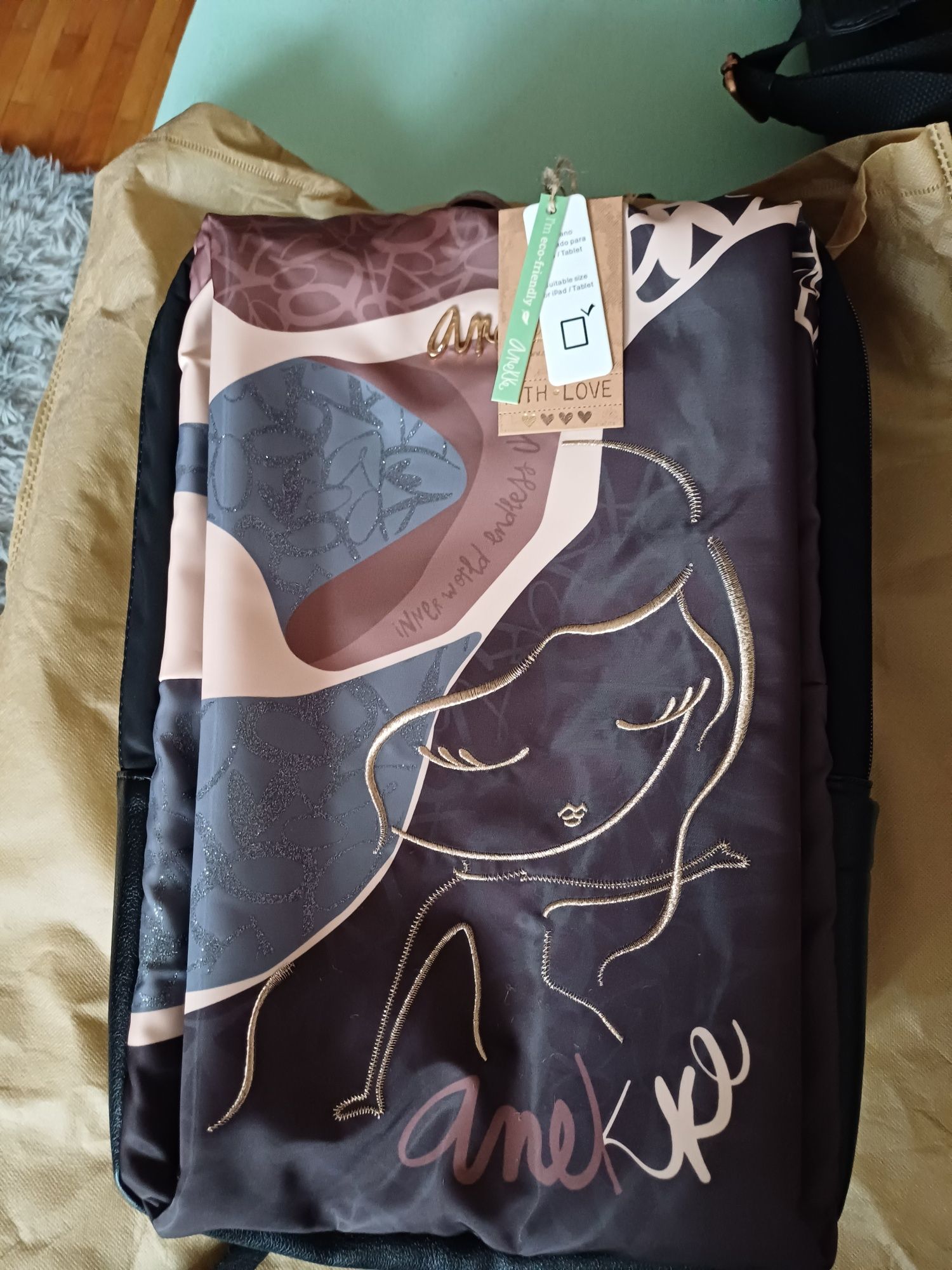 Rucsac anekke pentru laptop si avion