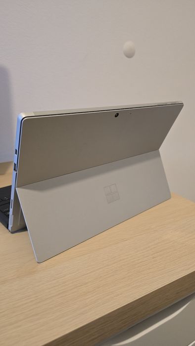 Microsoft Surface 7Pro+ , model 1960