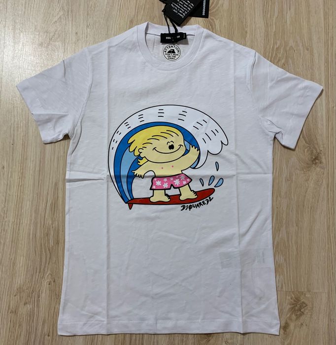 Нови с етикети мъжки тениски в черно и в бяло Dsquared D2