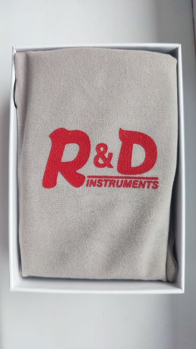 Дигитален уред за измерване на дебелина на покритие (боя) R&D ET360