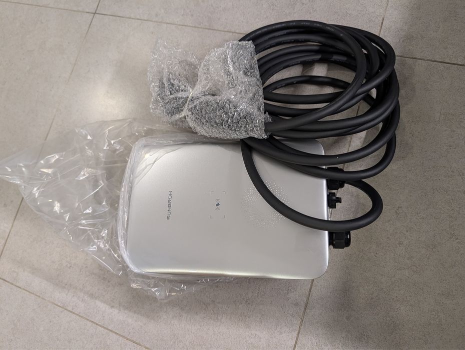 Statie incarcare Sungrow AC011E-01 trifazica de 11kw noua sigilata
