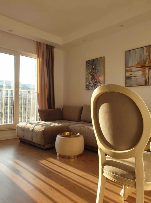 Inchiriez apartament tip Studio Dublu, 43mp, Cosmopolis