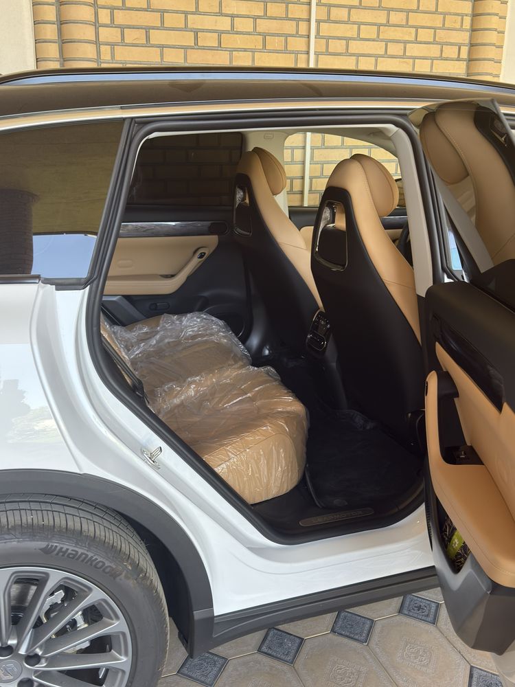 Leapmotors C11 гибрид 2025 года