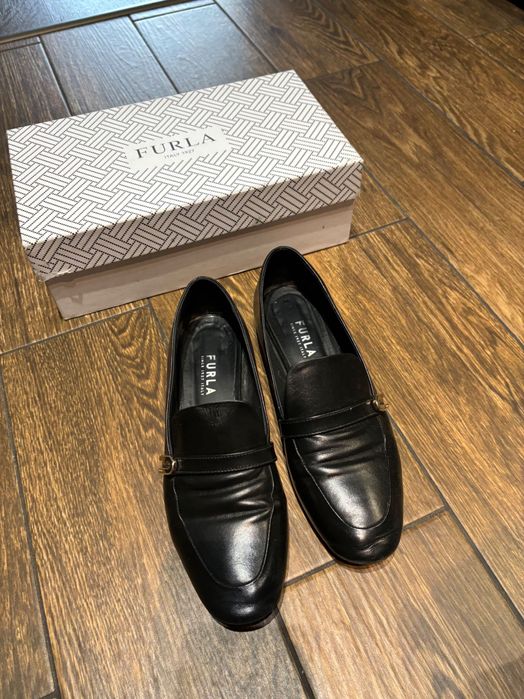 Furla елегантни дамски обувки