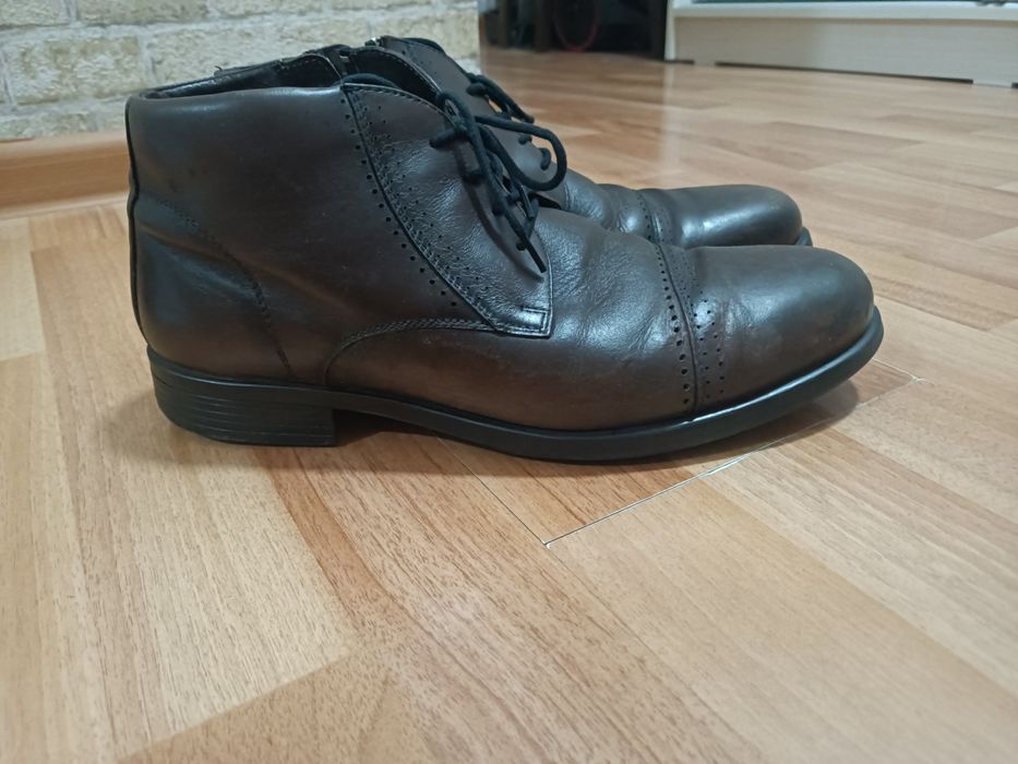 Продам зимние мужские ботинки фирмы "Ralf Ringer" коричневые