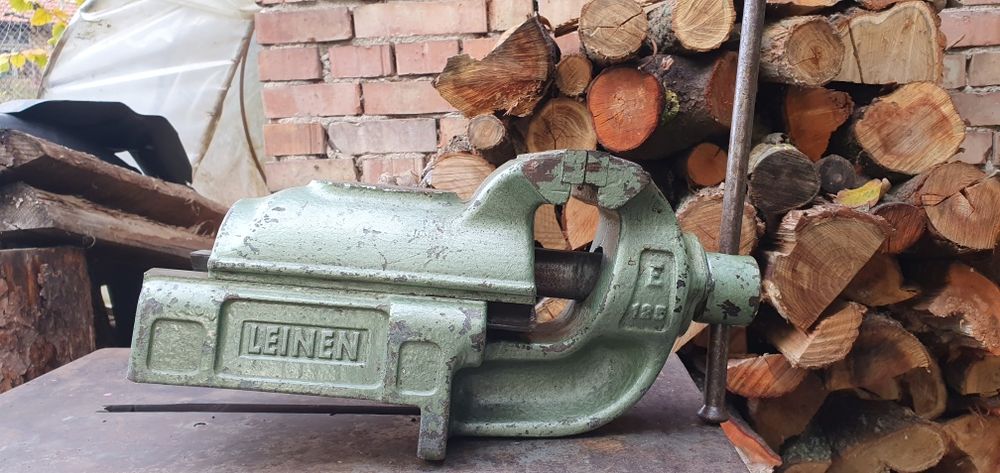 Менгеме LEINEN E 125 произведено в    Швейцария