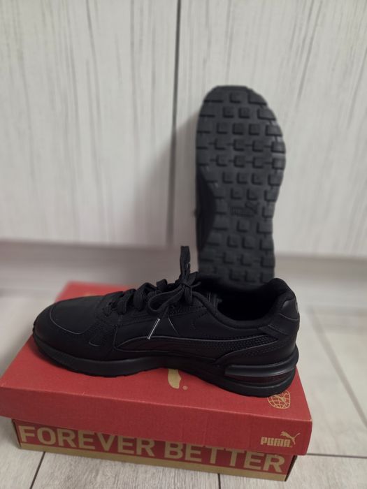 Маратонки Puma номер 41 отговарят на  26.5см  Нови