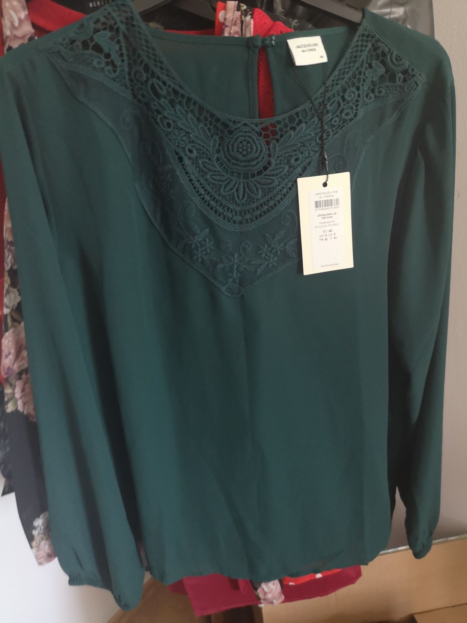 Bluza eleganta ca de voal/vascoza verde închis nr 40