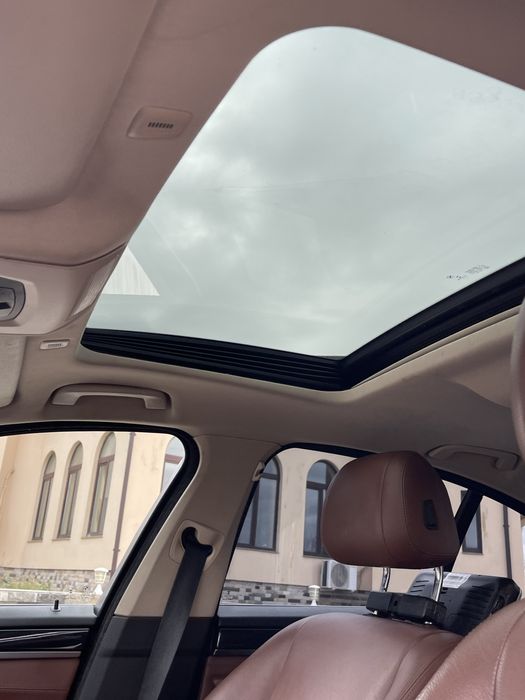 BMW Seria 5 / F10 / 518d / Luxury Line