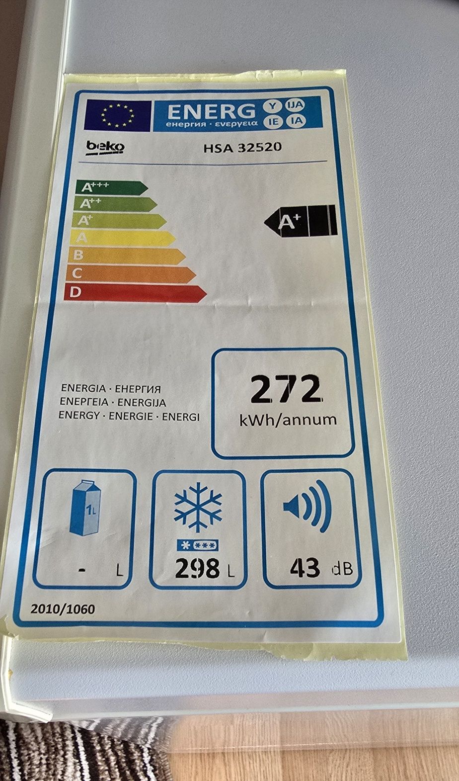 Vând ladă frigorifică Beko