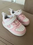 Nike маратонки - Спортни обувки Court Borough с велкро