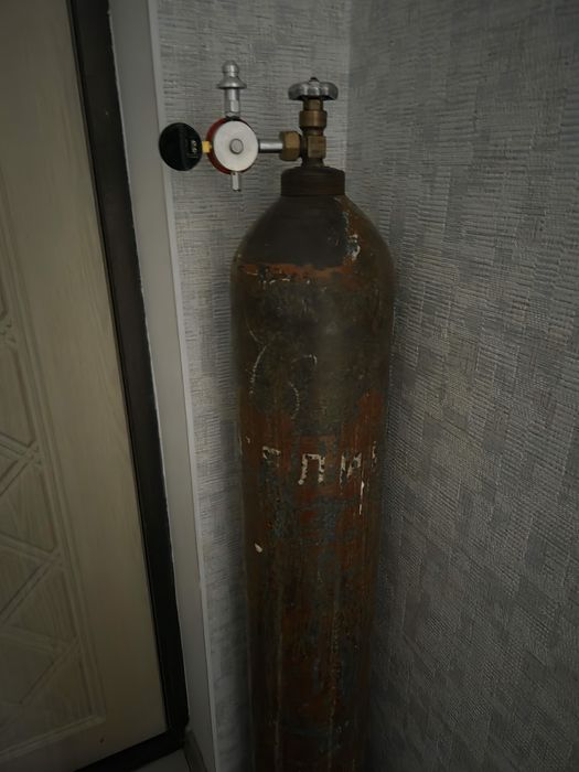 Продам балон для гелий с редуктором