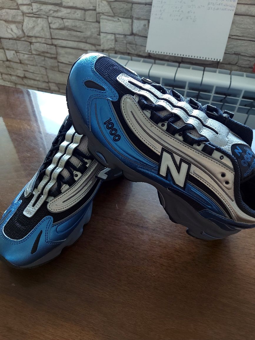 Маратонки New Balance 1000
