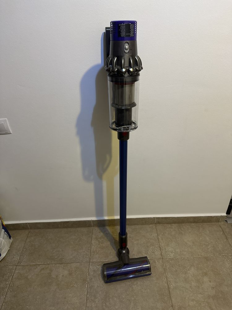 Aspirator Dyson v10