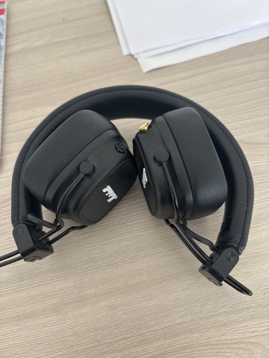 Продаю Marshall V оригинал