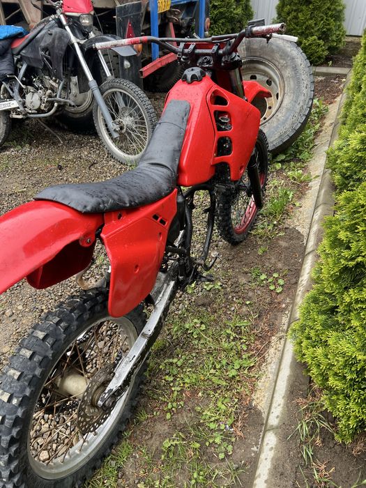 Se vinde cadru cross honda cr 250cc