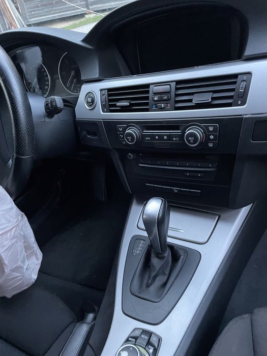 Panou  clima, ceasuri  , selecție viteza BMW E91 Facelift 2.0 177 cai