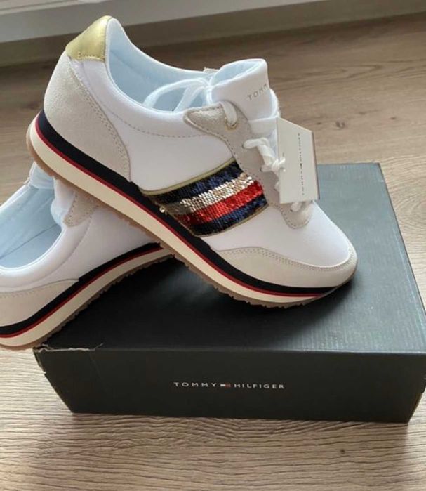 Adidasi dama tenesi tommy originali nr 40-41