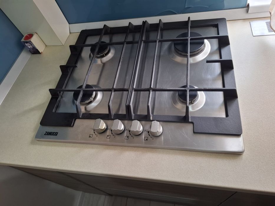 Plita pe gaz  Zanussi