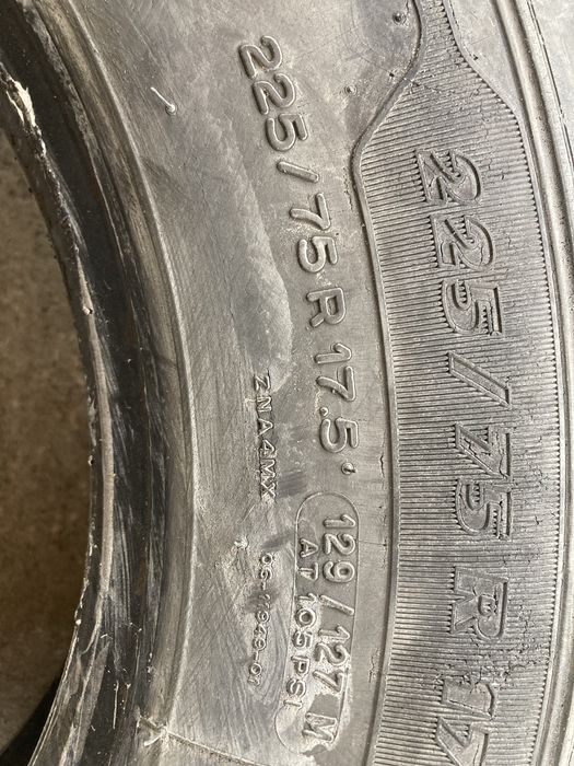 Гума за бус 225-75-17.5