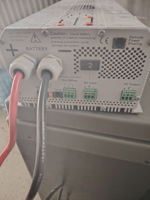 Инвертор 2600w-24v пълна синосоида