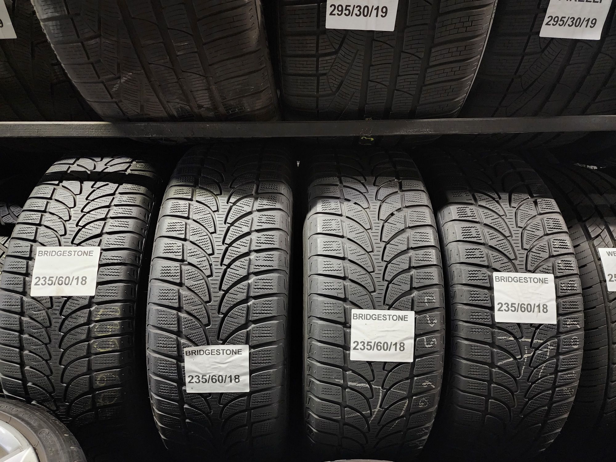 Anvelope iarna 235 60 18 pirelli dot 34/21